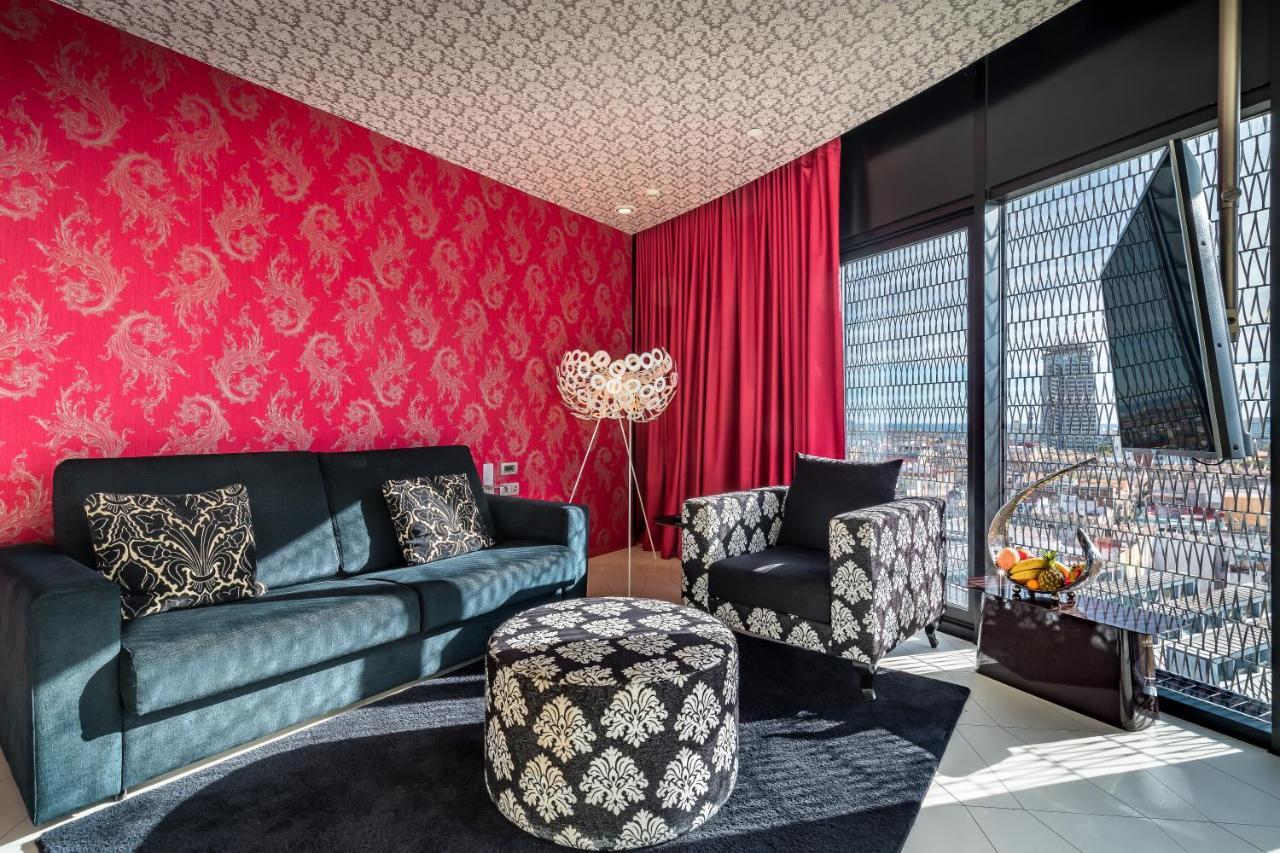 Hotel Barcelo Raval Barcellona Esterno foto