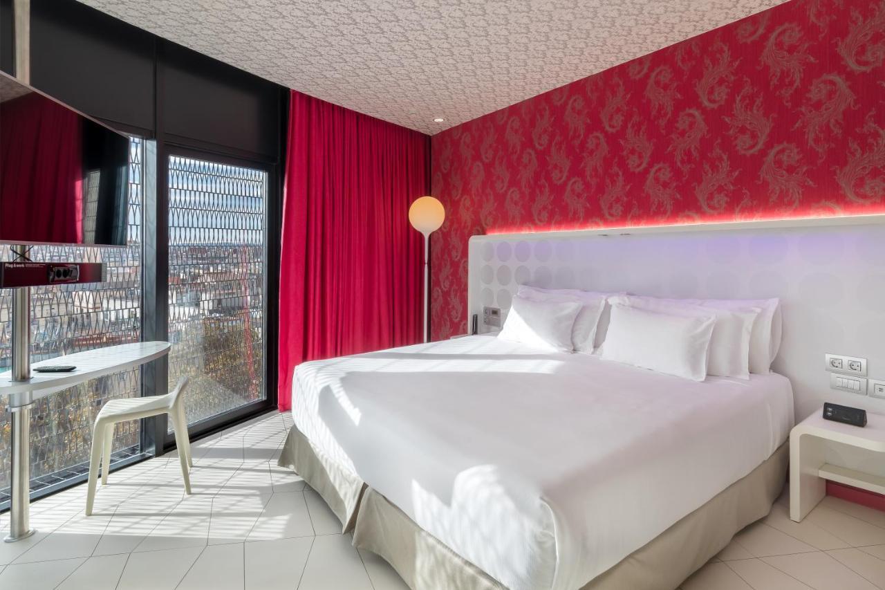 Hotel Barcelo Raval Barcellona Esterno foto