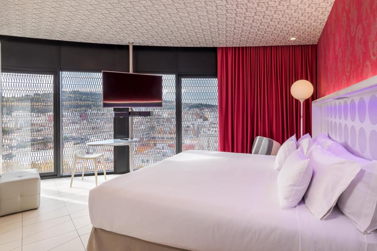 Hotel Barcelo Raval Barcellona Esterno foto